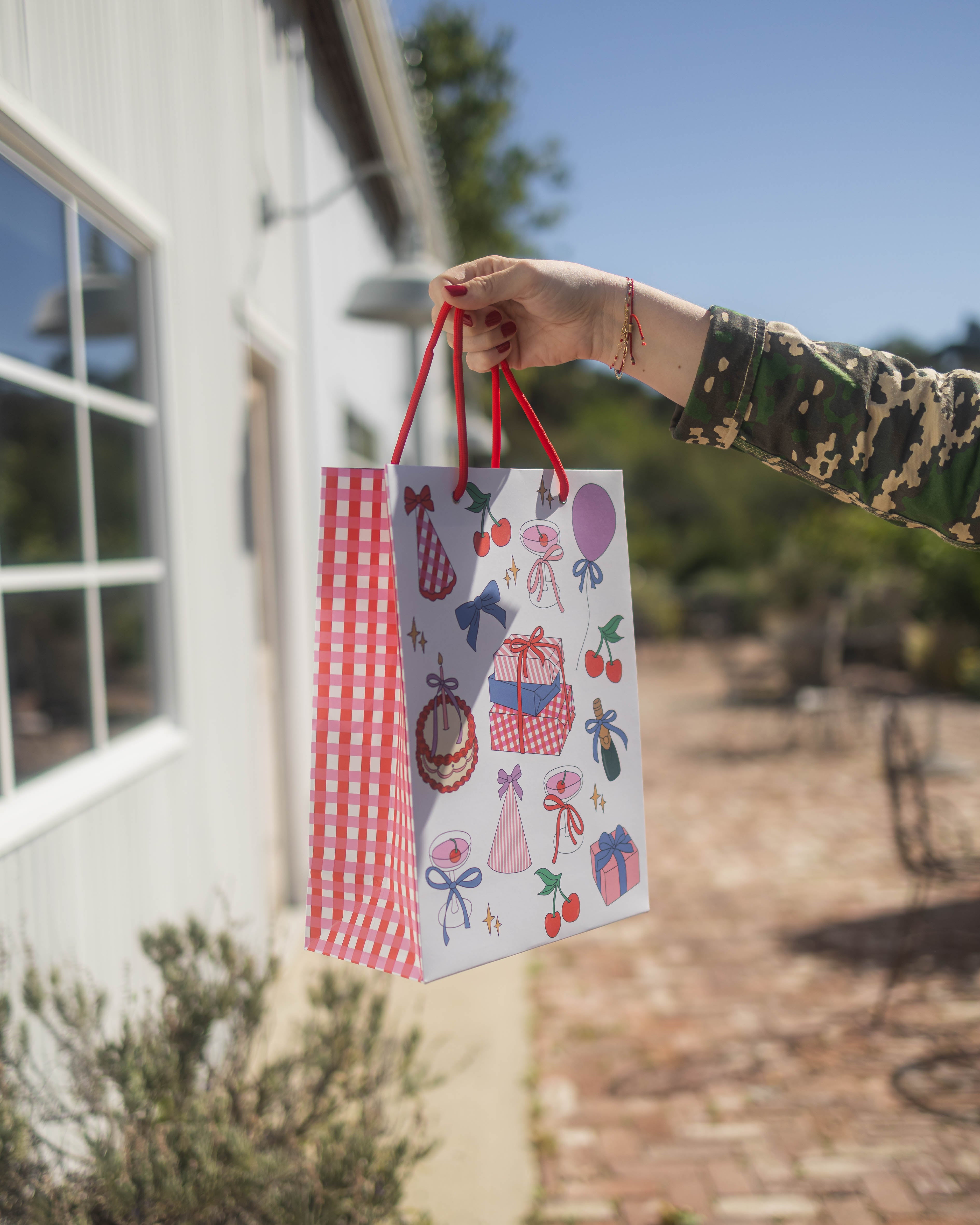 Cheers Party Gift Bag